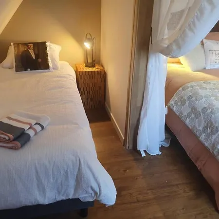 La Tour Du Bois Fleuri