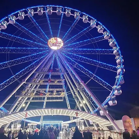 La Tour Du Bois Fleuri 아파트 *